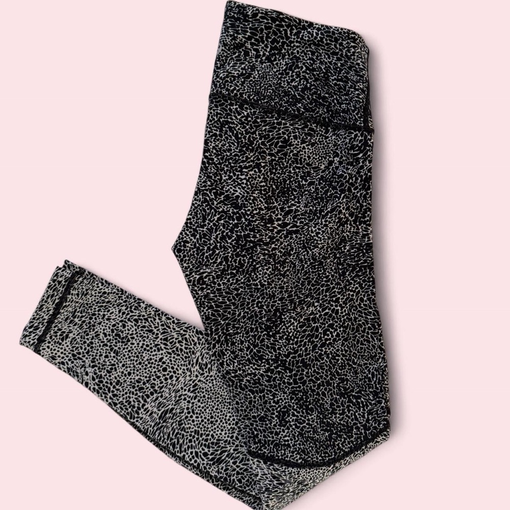 Lululemon Wunder Under Tight